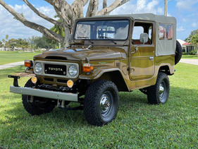 Toyota FJ40 Land Cruiser (1978) - as lot 2141 at the RM/Sotheby's Fort Lauderdale auction from March 25 to 26, 2022