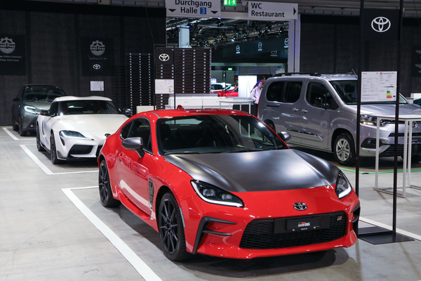 Toyota GR 86 (2022) - nachgeschärfte Version des kompakten heckgetriebenen Sportwagens - Auto Zürich 2022