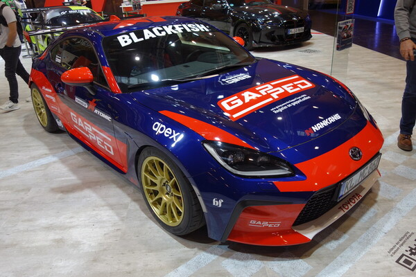 Toyota GR 86 (2023) – im Stil eines GT4-Rennwagens – Essen Motor Show 2023