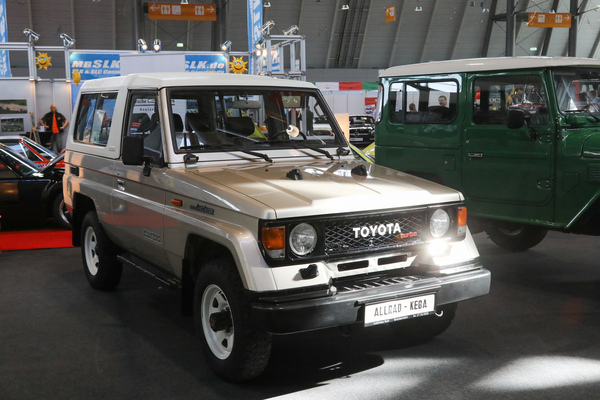 Toyota Land Cruiser (1988) - 70 Series, gebaut zwischen 1984 und 1989, mit 2,5-Liter-Turbodiesel - 24. Retro Classics 2025