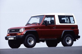 Toyota Land Cruiser 70 J7 (1993) (1993)