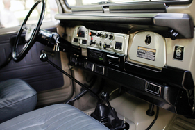 Toyota Land Cruiser FJ40 (1983) - langer Schalthebel