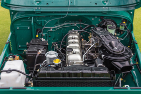 Toyota Land Cruiser FJ43 (1978) - der 4,2-Liter-Reihensechszylinder-Motor ist längs eingebaut