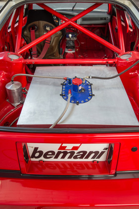 Toyota Supra Gruppe A (1987) - im Heck dominiert der grosse Tank, wo früher der Kofferraum war