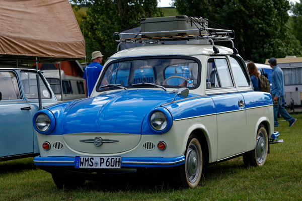 Trabant 600 (1962) , noch mit der runden Nase, aber schon mit 600 Kubik – OMMMA 2023