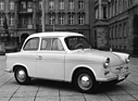 Trabant P60 (1960) - mit "Duroplast" beplanktes Stahlgerippe machte den kleinen Wagen zur Kunststoff-Limousine
