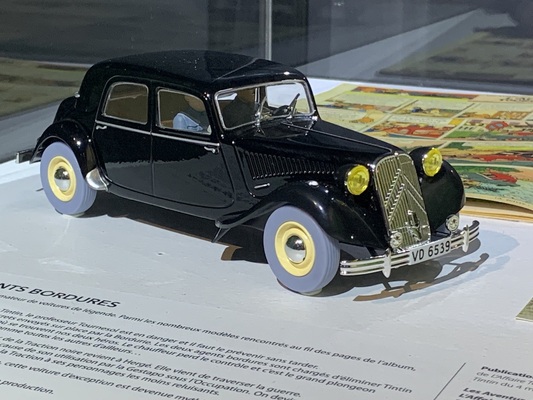 Bild Traction Avant – Der Fall Bienlein – Tim und Struppi-Ausstellung – Musée National de l'Automobile Mulhouse