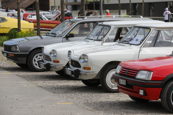 Bild Treffen französischer Autos - 2x Peugeot (205 GTI, 505 Kombi) und 2x Citroën Ami 6/8 – Older Classics Mai 2024