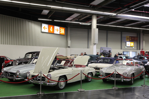 Trio von Mercedes-Benz 190 SL - Retro Classics Bavaria 2019