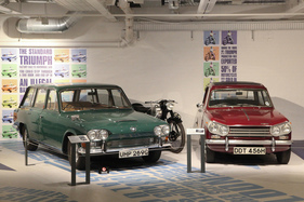 Triumph 2000 Estate (1969) - besonders rare Version, neben Triumph Vitesse Saloon von 1970 - Coventry Transport Museum