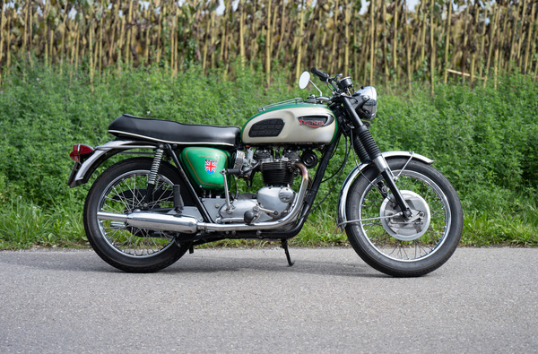 Image: Triumph Bonneville T120 R (1969) - as lot 22 at the "Classic Automobiles & Motorcycles" auction of the Oldtimer Gallery in Toffen on October 18, 2025