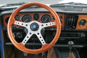 Triumph Dolomite Sprint (1976) - Drehzahlmesser und Tacho direkt im Blickfeld