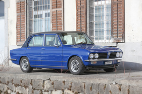 Triumph Dolomite Sprint (1976) - die Sprint-Version unterschied sich unter anderem durch das Vinyldach und den Frontspoiler von den langsameren Varianten