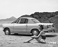 Triumph Herald (1960) - herrliche Strandszene mit dem Coupé