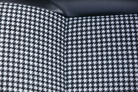 Triumph Spitfire 1500 (1977) - Pepita-Polsterstoffe