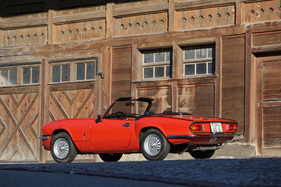 Triumph Spitfire 1500 (1977) - flache und nach hinten leicht abfallende Karosserie