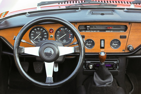 Triumph Spitfire 1500 (1977) - leider fehlte ein instrument für die so wichtige Öltemperatur