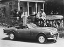 Bild: Triumph Spitfire 4 (1962) - Szene im Park