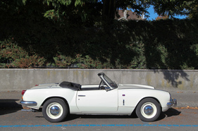 Triumph Spitfire - open, as it should be - Swiss Classic British Car Meeting Morges 2017