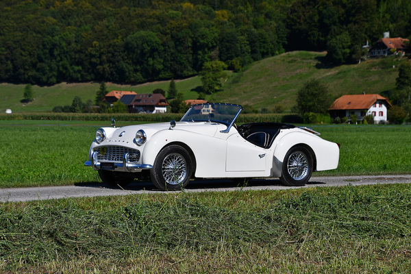 Bild: Triumph TR 3A (1960) - als Lot 144 an der Versteigerung der Oldtimer Galerie Toffen am 14. Oktober 2023 angeboten