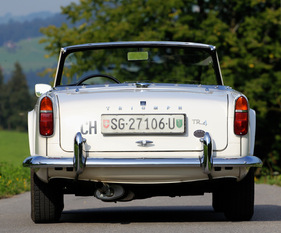 Triumph TR 4 (1962) - Wenig englische Elemente beim Heck des Triumphs