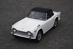 Triumph TR 4A IRS (1967) - angeboten an der Versteigerung der Oldtimer Galerie am 23. April 2016 in Toffen