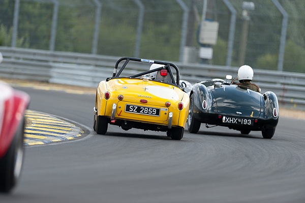 Triumph TR2 1954-2 an Le Mans Legend 2011