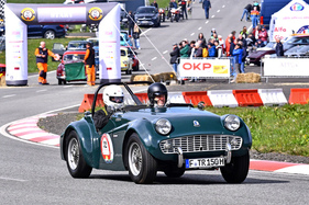 Triumph TR3 (1956) - Pista & Piloti Hillclimb Pferdsfeld 2024 Triumph TR3 (1956) - Pista & Piloti Hillclimb Pferdsfeld 2024