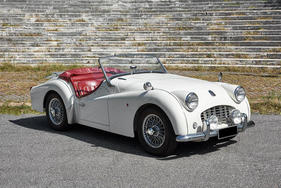 Triumph TR3 (1957) - als Lot 05 an der Bonhams Padua Versteigerung am 27. Oktober 2018 Triumph TR3 (1957) - als Lot 05 an der Bonhams Padua Versteigerung am 27. Oktober 2018