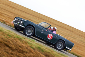 Triumph TR4 (1963) an der RAID Suisse-Paris 2016