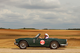 Triumph TR4 (1963) an der RAID Suisse-Paris 2016