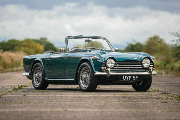 Triumph TR5-PI (1968) - als Lot 710 angeboten anlässlich Silverstone Auctions “NEC Classic Motor Show Sale" am 12. November 2022