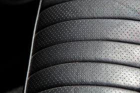 Triumph TR6 (1974) - Kunstledersitze