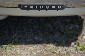 Triumph TR6 (1974) - deutlich beschriftet