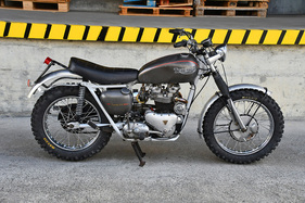 Triumph TR6 Trophy Scrambler (1957) - gemeldet als Lot 135 für Versteigerung der Oldtimer Galerie Toffen vom 17. Oktober 2020