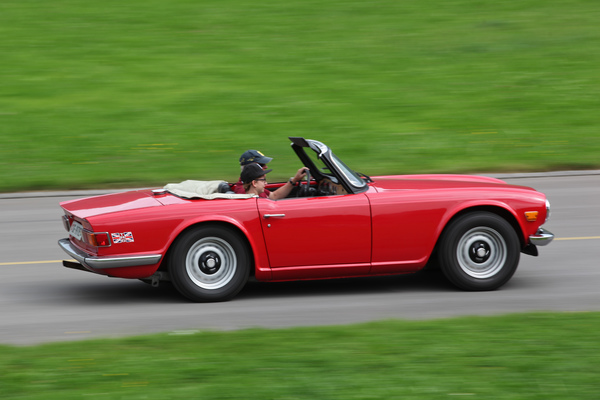 Triumph TR6 ganz in Rot - British Car Meeting Mollis 2017