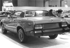 Triumph TR7 (1975) - keilförmiges Coupé, vorerst für den amerikanischen Markt bestimmt - Genfer Automobilsalon 1975