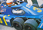 Tyrell P34 Formel 1 – Der erste Einsitzer-Rennwagen mit Seitenfenstern (© Archiv: Gerhard Schütz, 1976) Tyrell P34 Formel 1 – Der erste Einsitzer-Rennwagen mit Seitenfenstern (© Archiv: Gerhard Schütz, 1976)
