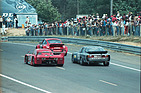 URD C81 in Le Mans 1982 - Die Eigenkonstruktion URD C81 mit der Nummer #30 überholt das GT Feld