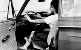 Um das Gaspedal sanft streicheln zu können, zogen die Tester beim Sparsamkeitstest die Schuhe, manche sogar die Strümpfe aus.