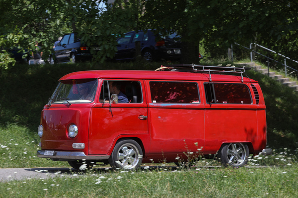 Umfangreich modifizierter VW Bus - Albisgütli Classics Cars & Bikes Juli 2025