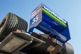 Umzug der Monteverdi-Sammlung von Binningen nach Luzern - als Monteverdi-Monoposti noch auf der F1-Rennstrecke auftauchten