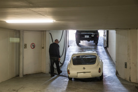 Umzug der Monteverdi-Sammlung von Binningen nach Luzern - auch der MBM Tourismo wird hochgezogen