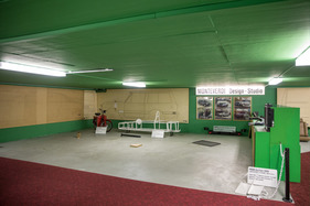 Umzug der Monteverdi-Sammlung von Binningen nach Luzern - die alten Fabrikationshallen, die über 30 Jahre das Museum beherbergten, leeren sich