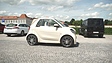 Und Tschüss! Uschi Glas im Brabus-Smart ForTwo (© Thorsten Link, 2023) Und Tschüss! Uschi Glas im Brabus-Smart ForTwo (© Thorsten Link, 2023)