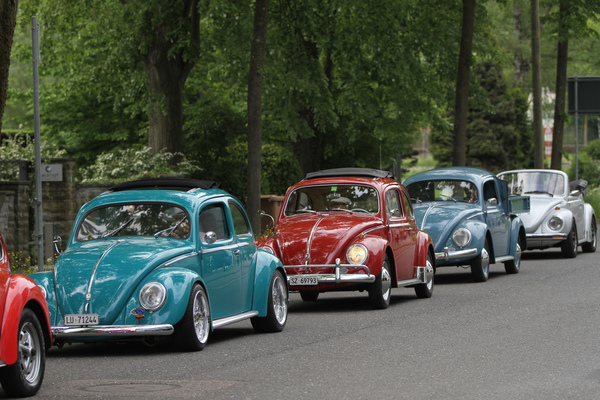 Bild Und für die Schlussfeier im Verkehrshaus Luzern durften auch modernere Käfer mitmachen.