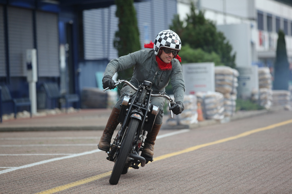 Und jetzt voll in die Kurve - 25. Oldtimer Grandprix Safenwil am 3. September 2016