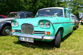Und noch eine Rarität: Singer Vogue, dieser sogar mit Automatik-Getriebe. Der Vogue wurde von 1961 bis 1970 in mehreren Serien gebaut. – Bockhorner Oldtimermarkt 2025