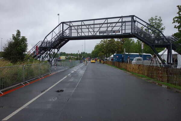 Ungwohnte Leere auf der "Event Bridge" – Classic Days Düsseldorf 2023