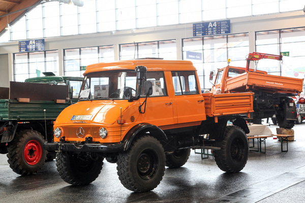 Unimog U416 (1969) - Doppelkabine mit sechs Sitzplätzen - Motorworld Classics Bodensee 2022